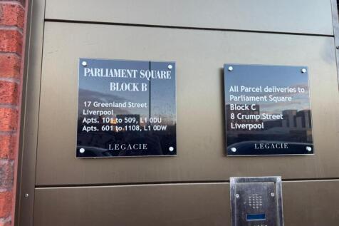 parliament square 1 .jpg