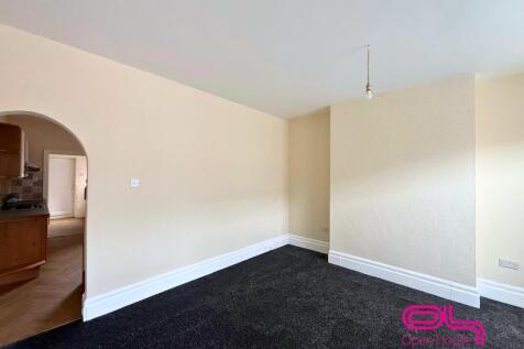 Glen Avenue, Bolton photo 3