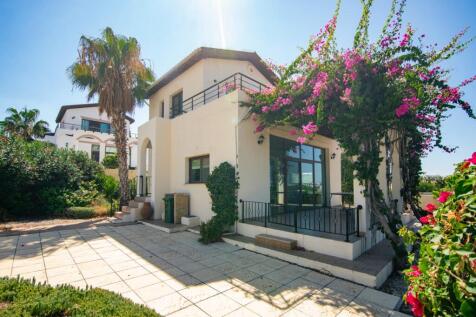 Sea-View 3-Bedroom Triplex Villa in Bahceli Image 9999 26