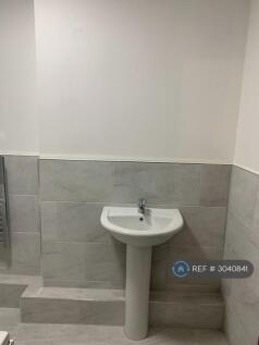 Full Sized Sink