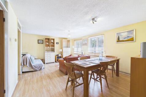 2 - Two Bedroom Flat for Auction, Speedwell.jpg