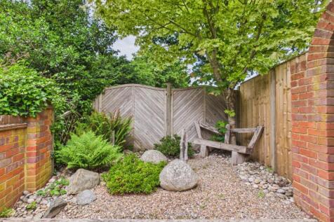 Garden Nook