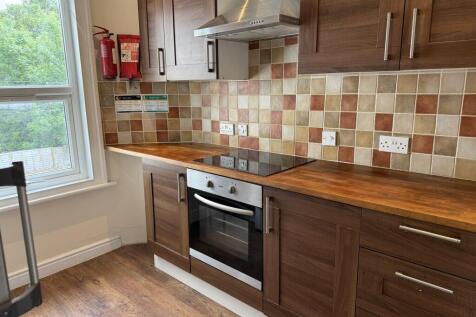 Church Road, St George, Bristol, Bristol City photo 4