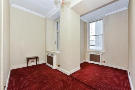 10 Berkeley House (10).JPG