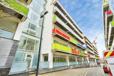 Apartment Building