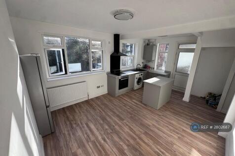 Open Plan Kitchen 