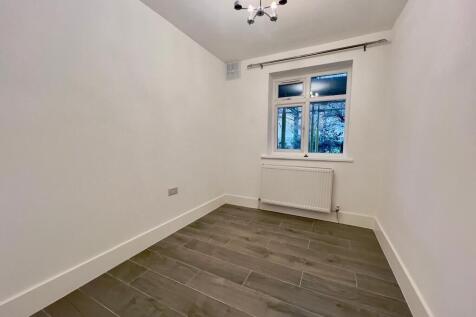 243MineheadCourtB...