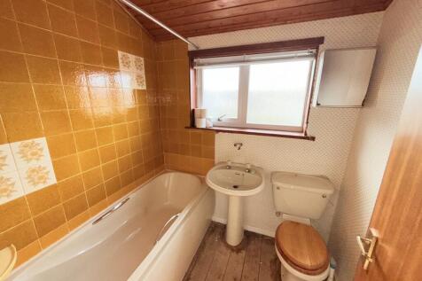 22 Mossdale, Dumfries, DG1 3RG - Braidwoods Solici