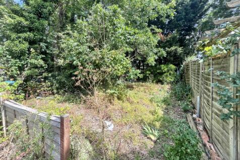 79 Valley Road, Streatham, London SW16 2XL