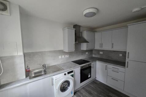 16 Millhall Court kitchen pic.jpg