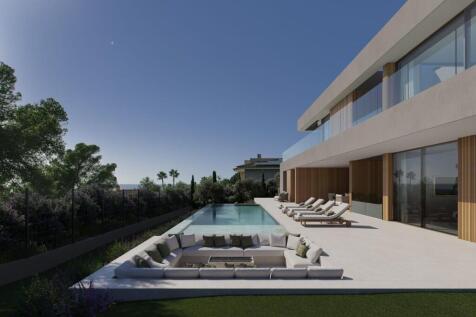 Exterior and Pool (2