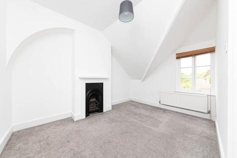 Flat 2, 21 London Ro