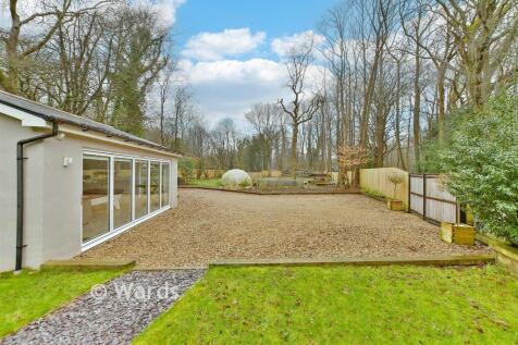 Driveway/Parking
