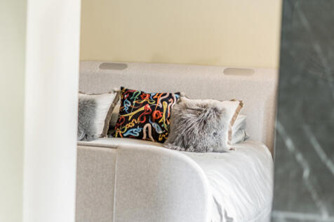 1350960-19-68dd56...