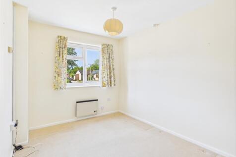 CAM02519G0-PR0276-STILL006