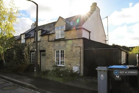Front Of House And Garage