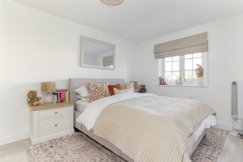 Master Bedroom - A.jpg