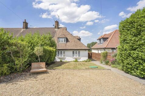 Hertford, SG13 - property photo