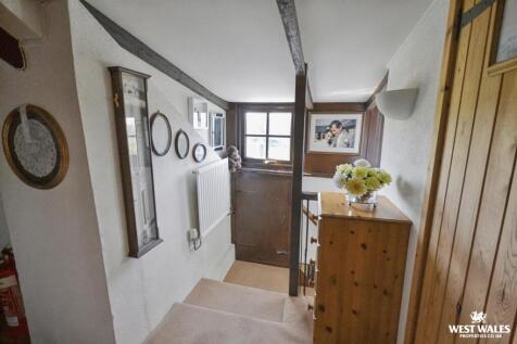 Main House - Landing