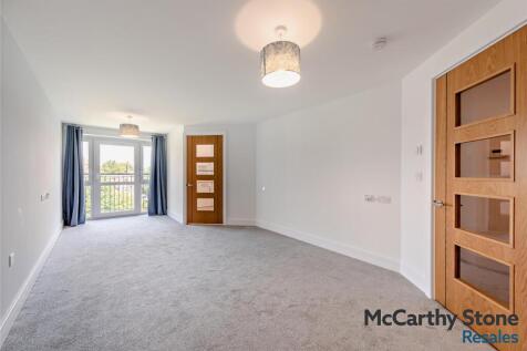8696125-interior02-800.jpg