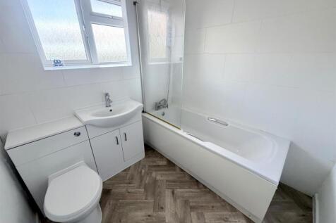 somerset bathroom 1.jpeg
