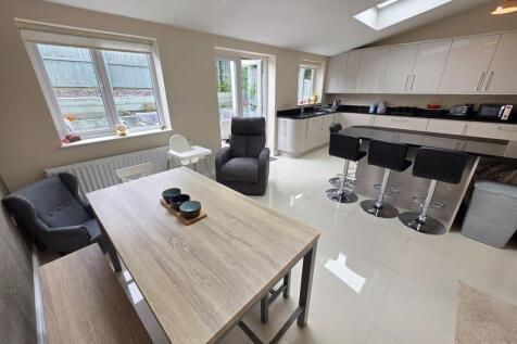 Kitchen/Breakfast/Family Room