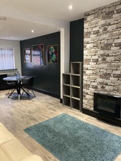 2-bed house on Victoria Street, Loughborough, £1,127/mo