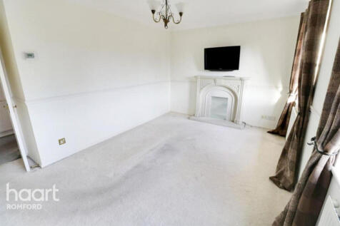 Essex Road, Romford photo 5