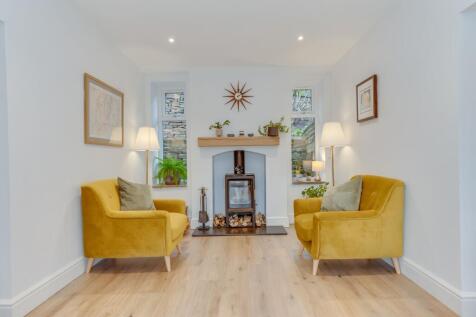 4 bed, 3 bath Detached in Sheffield - Photo 18