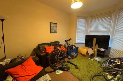 PHOTO-2025-12-18-...