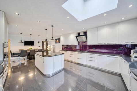 1358402-10-68e013...