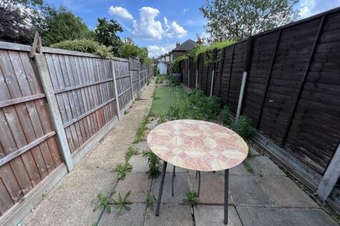 Whitton Road, Hounslow photo 3