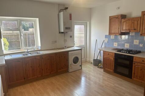 Regent Street, Oadby photo 5