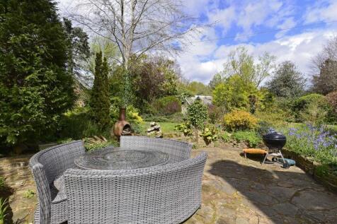 Bramley Lodge, High Street - externals (6)-1920.jp