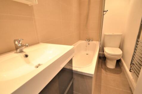 bathroom 1.JPG