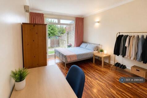 Foots Cray Road, London, SE9 photo 3