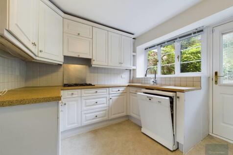 CAM03907G0-PR0038-ST