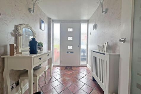 Entrance Porch