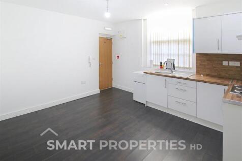 Bedroom &amp; Kitchen