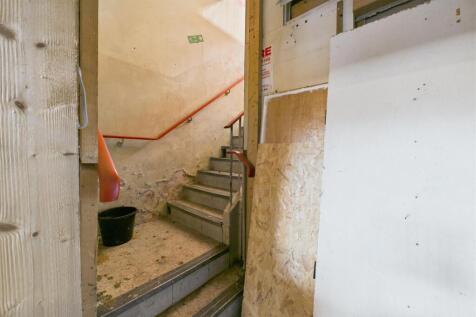 27 Eastover, Bridgwater, Somerset TA6 5AW | Freeho