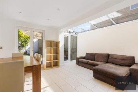 Flat A, 101 Dalyell Road SW9 9UT-4.jpg