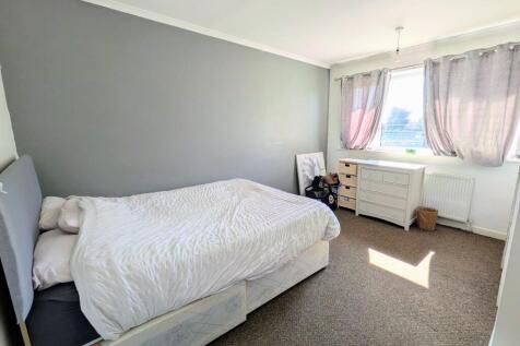 Oxford Crescent, Clacton-on-Sea photo 4