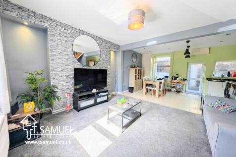 Lounge/Kitchen