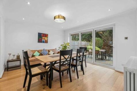 Dove Park, Chorleywood photo 5