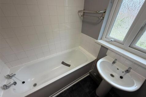 Bransdale Close, Wolverhampton, WV6 photo 4