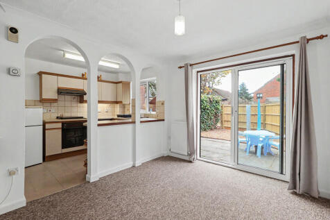 Lander Close, Poole photo 3