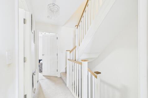 CAM02023G0-PR0151-STILL012