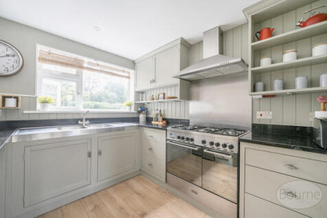 99379f46-71e5-4b7...