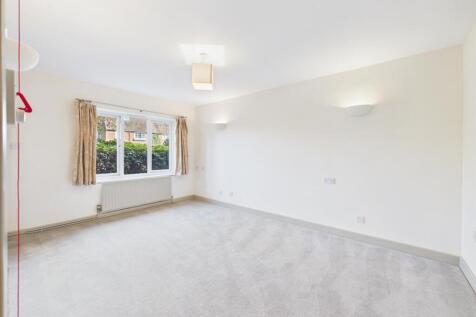 Tiddington Court, Knights Lane, Tiddington, Stratford-Upon-Avon photo 3
