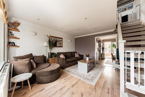 Living Room (1)